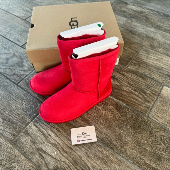 Brand New UGG Class II Boots Samba Red Big Kids - Picture 4 of 13